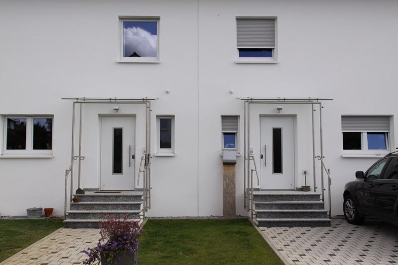 2 Haustueren nebeneinander in Neubau in 71083 Herrenberg Haustüre für Neubau in 71083 Herrenberg