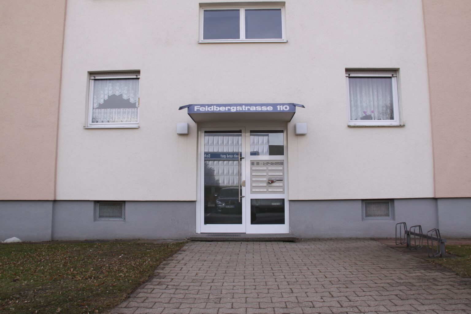 Haustüre für Eigentümergemeinschaft
