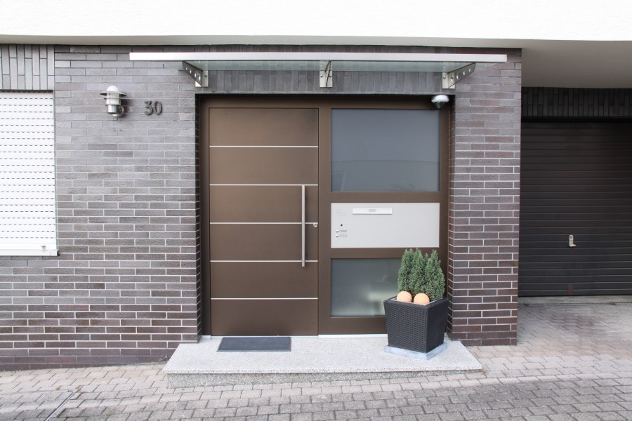 Haustuere fuer Klinkerhaus in 71034 Boeblingen Dagersheim Haustüre passend zu Klinkerhaus in 71034 Böblingen Dagersheim