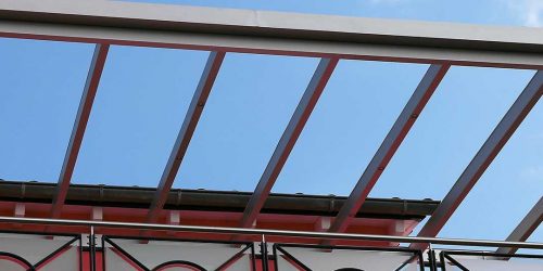 es muss nicht immer gerade sein: Aluminium Haustüre mit gebogenen Sprossen in 71032 Böblingen Galgenberg