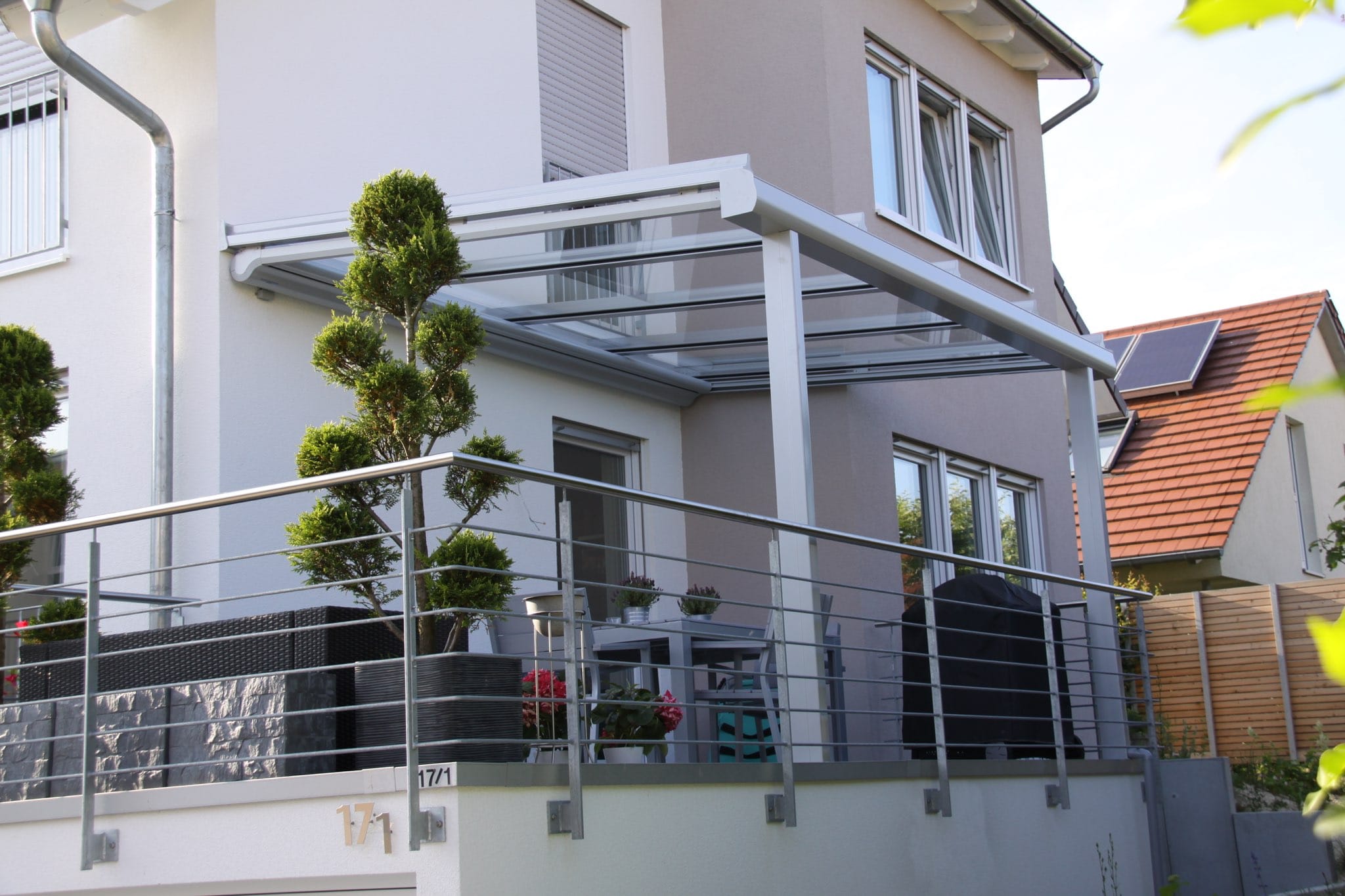 Überdachung Terrasse auf Garage in 71069 Sindelfingen Vordach auf Terrasse auf Garage in 71069 Sindelfingen