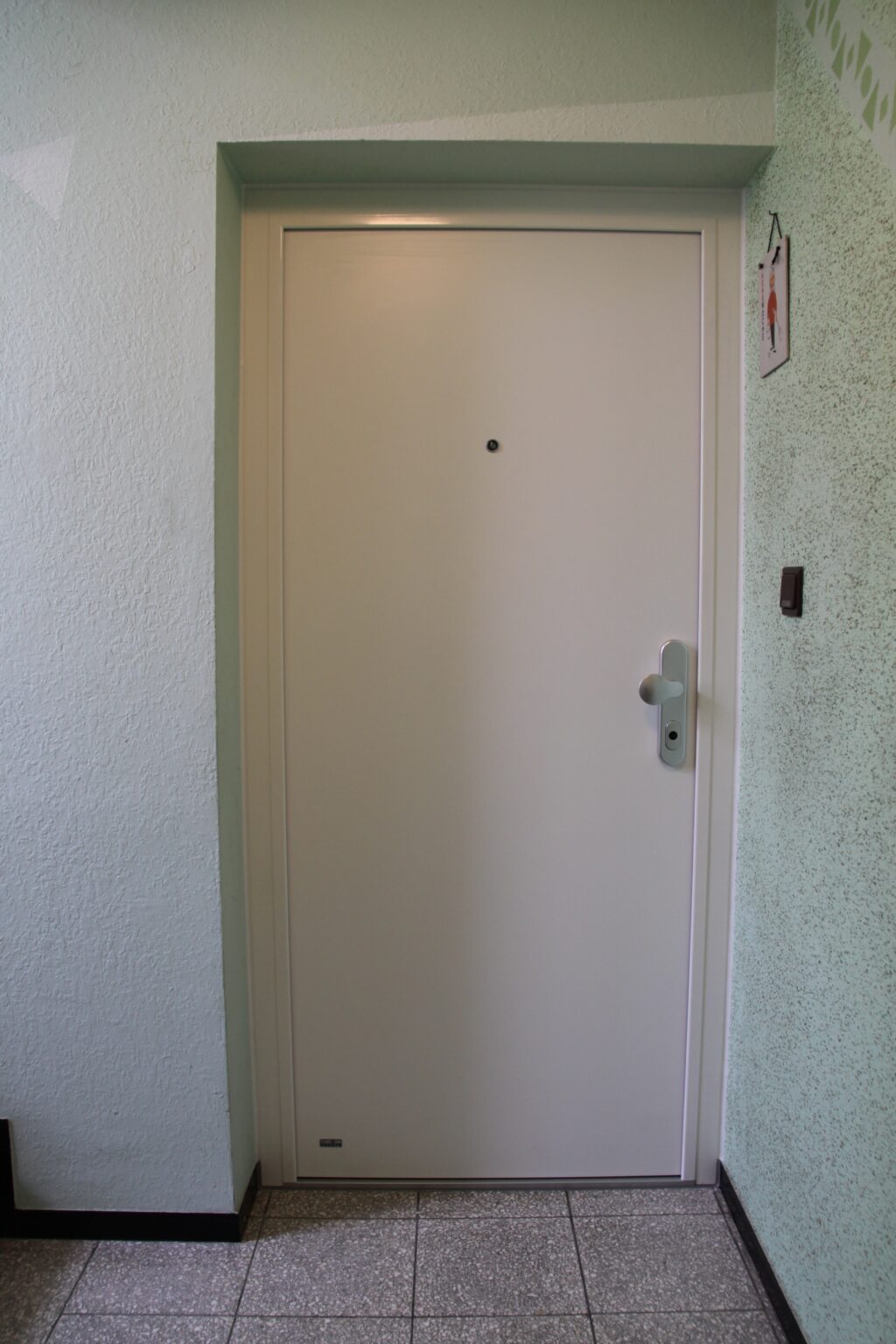 Schallschutztüre in Mehrfamilienhaus Graute Schallschutztüre in Mehrfamilienhaus