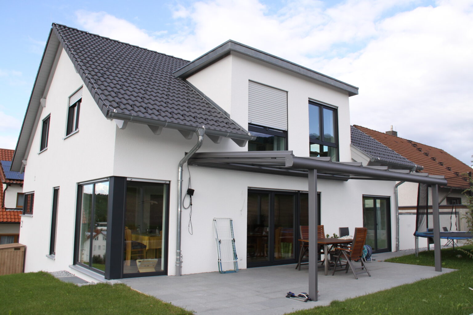 Terrassenüberdachung in 71154 Nufringen Terrassendach in 71154 Nufringen mit Markise