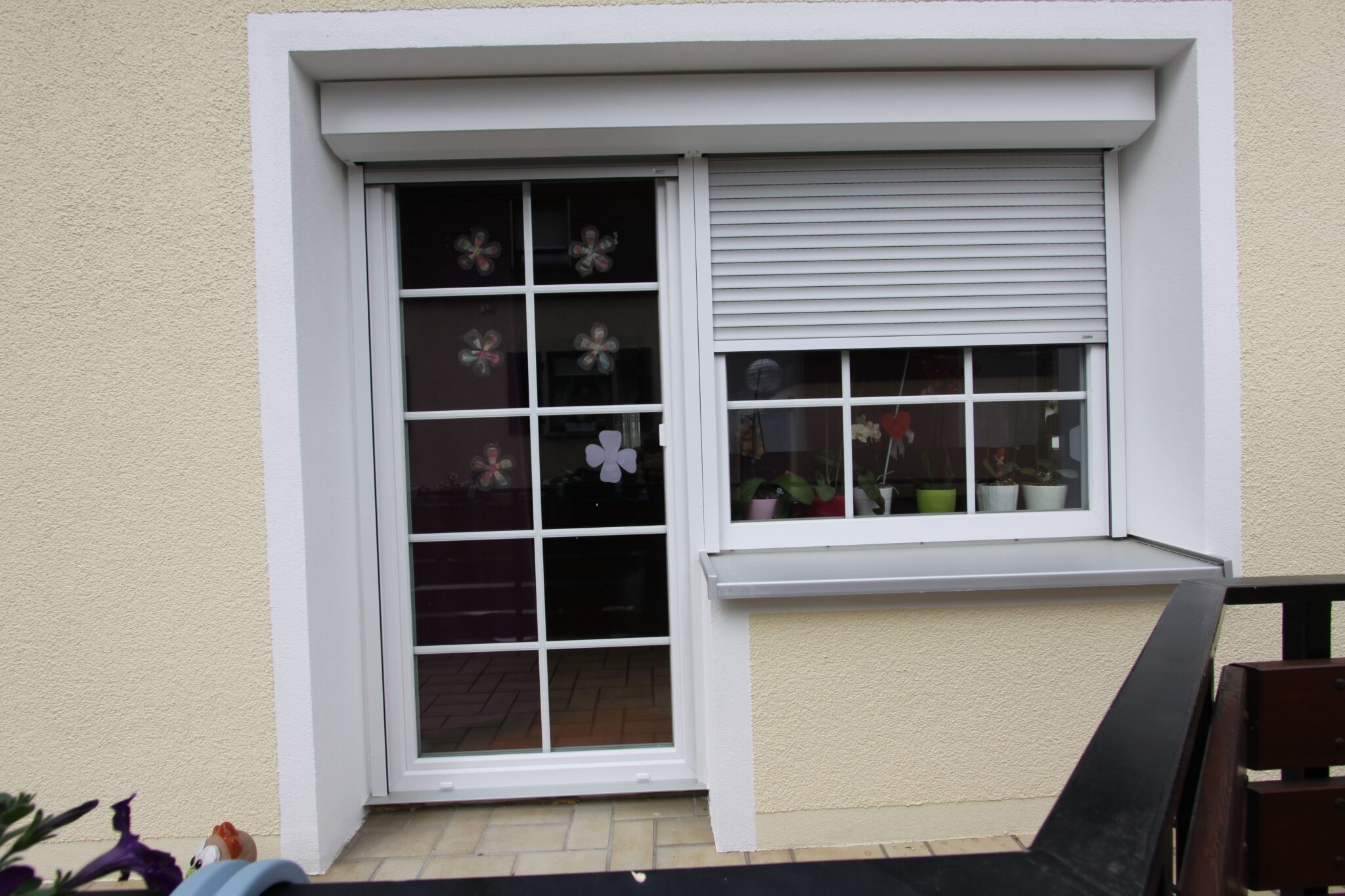 Kunststofffenster mit Rollladen