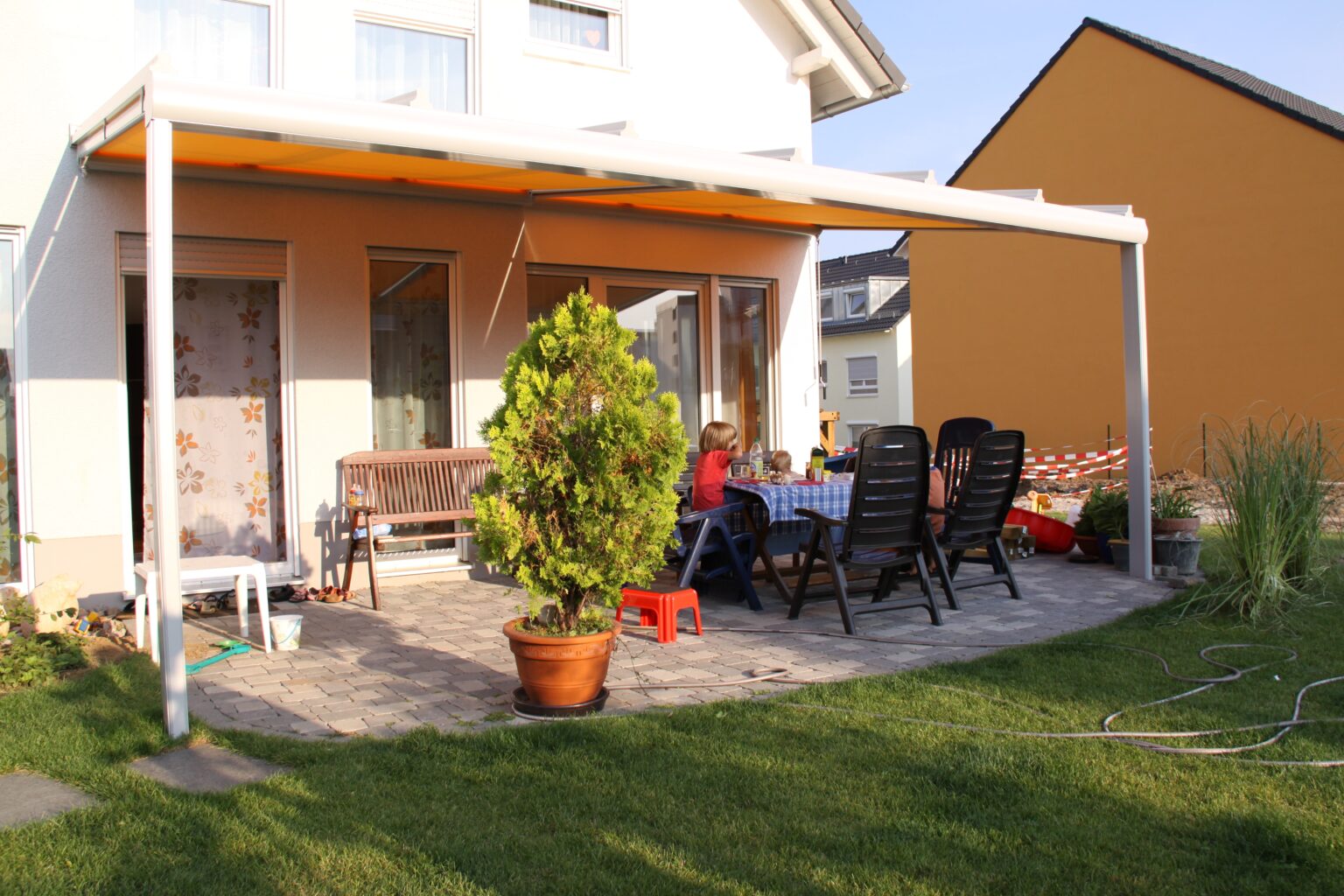 Terrassendach mit integrierter Markise Terrassendach mit Unterglasmarkise in 71229 Leonberg