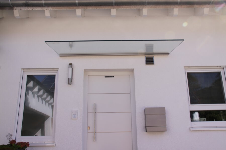 Vordach für Haustüre Modelll Lumo in 71139 Ehningen