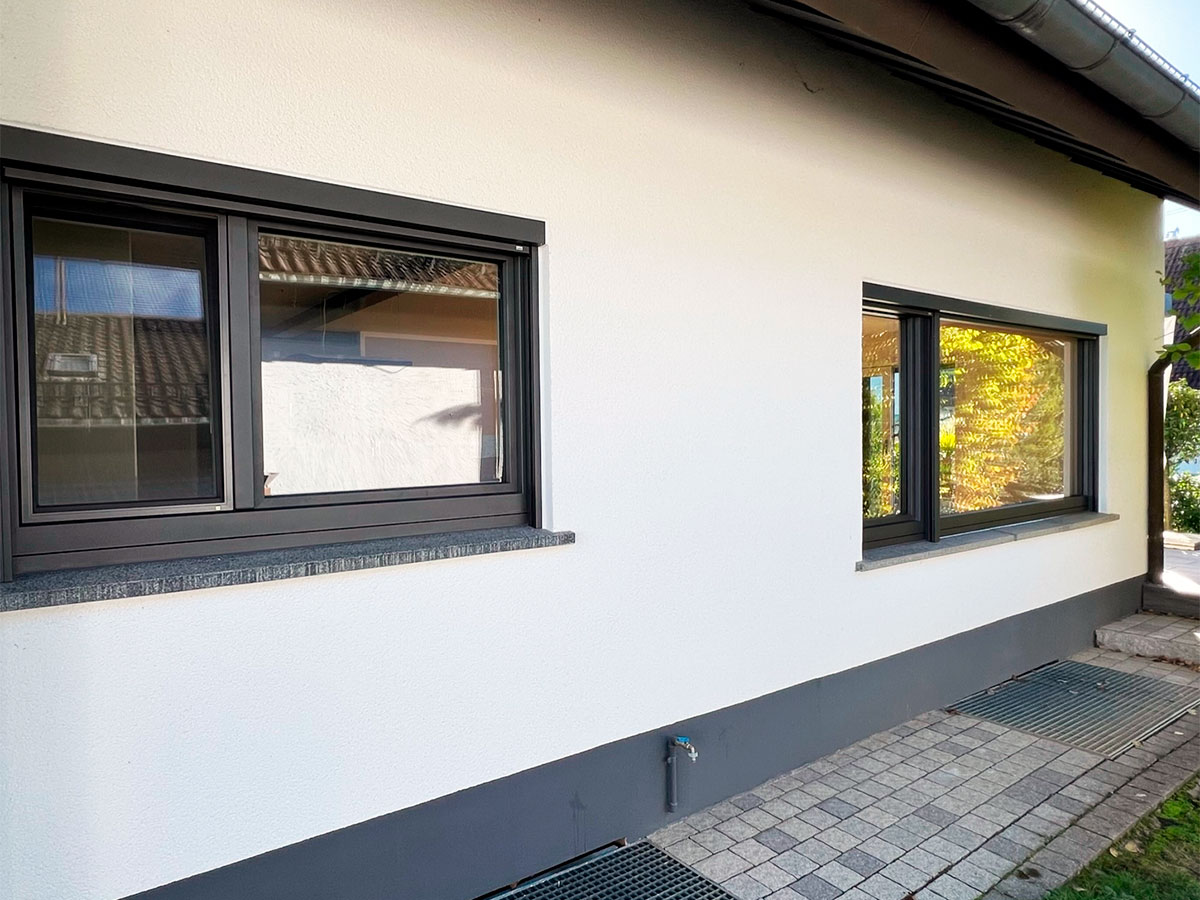 Neue Fenster & Sc Sanierung von Türen und Fenster zur Energieeinsparung am Haus