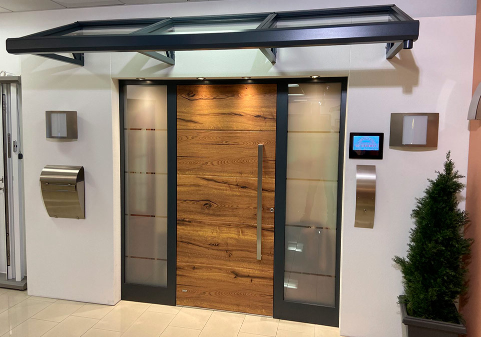 Türen aus Aluminium pulverbeschichtet mit pflegeleichter Holzoptik / Metalloptik / Steinoptik Pflegeleichte Türe in Böblingen, Stuttgart, Esslingen kaufen