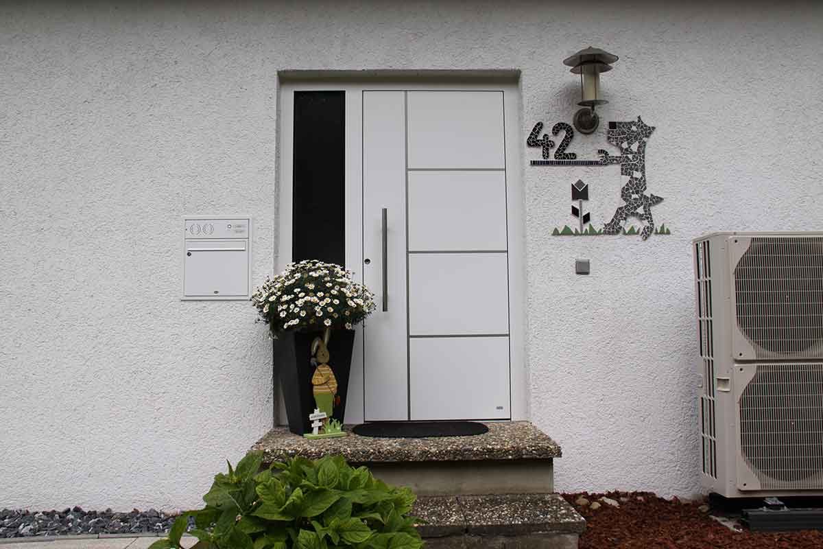 Aluminium Haustüre ohne Glas Haustüre aus Alu mit kleinem Seitenteil in 71157 Hildrizhausen4